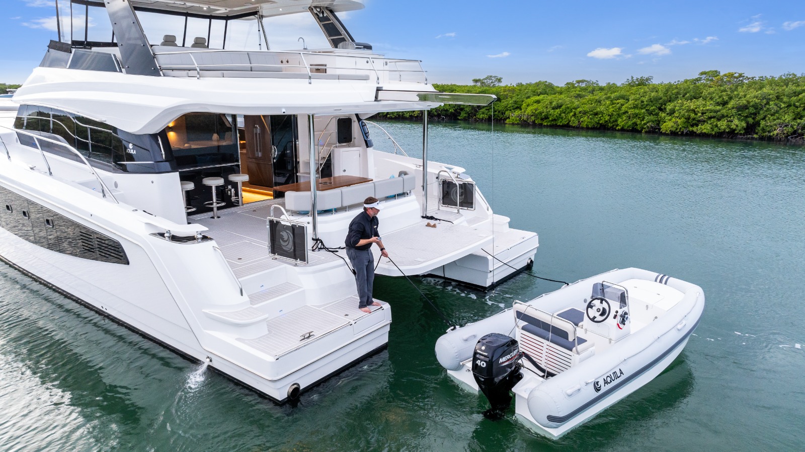 2027 AQUILA 50